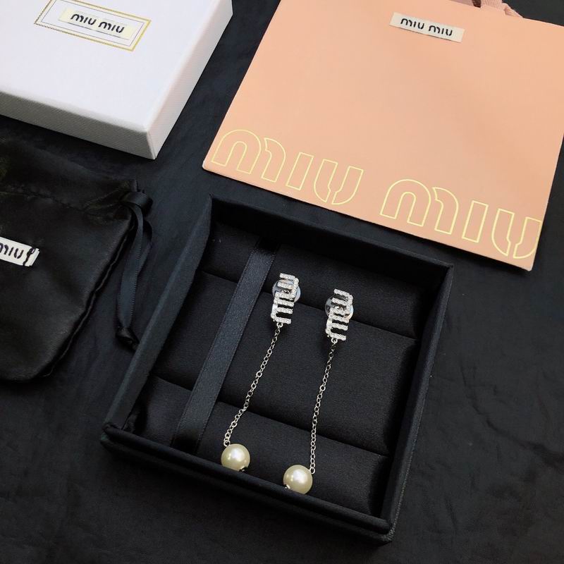 MiuMiu Earring 09lyr14